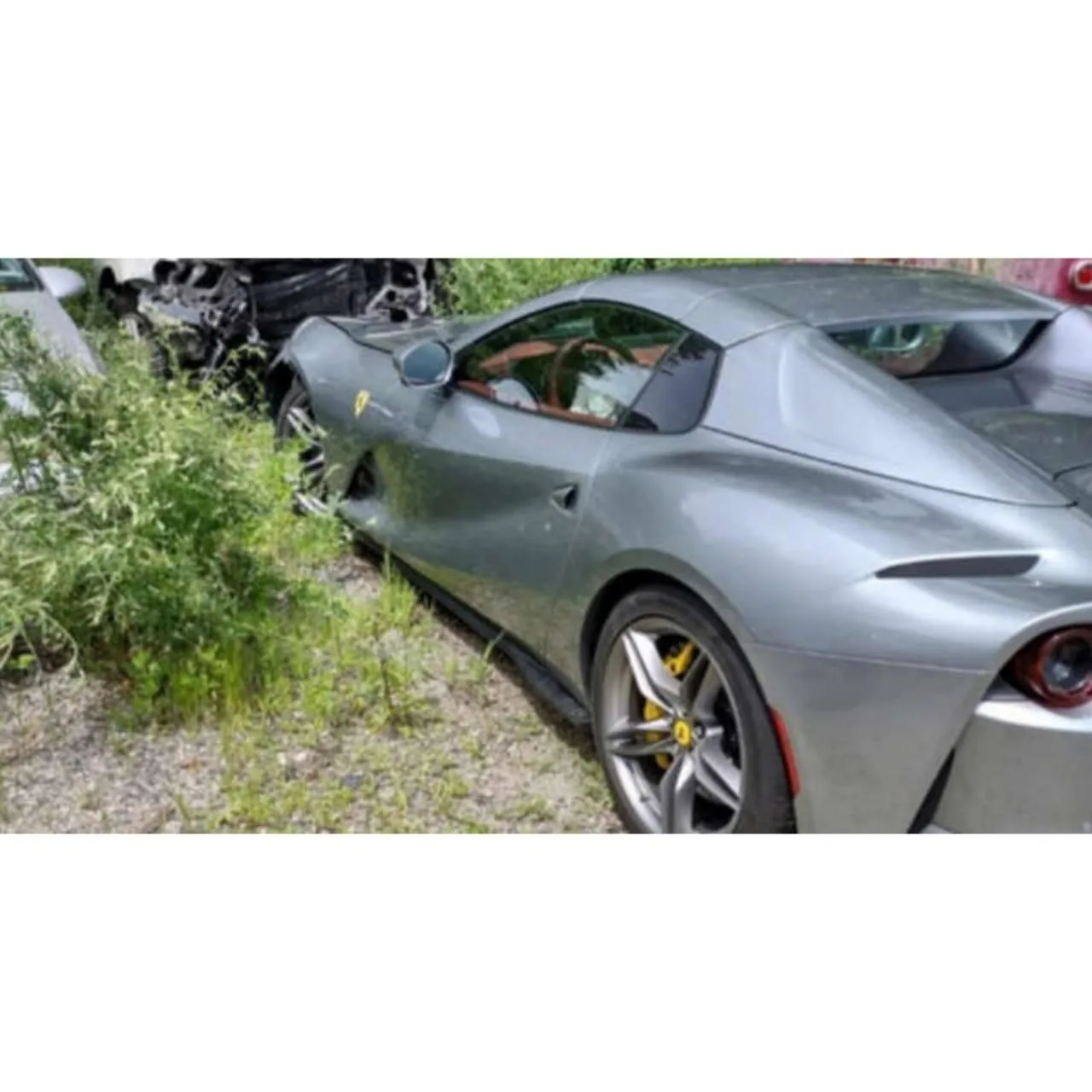 Valet parking robó un Ferrari de 14 millones de pesos y termina por chocarlo Valet parking robó un Ferrari de 14 millones de pesos y termina por chocarlo
