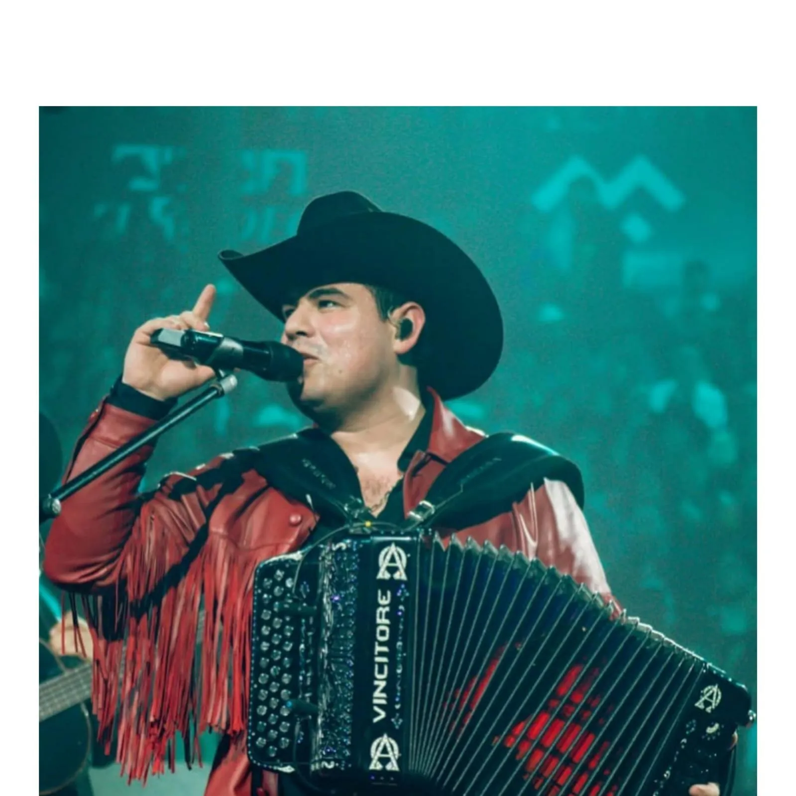 ¿Qué fue lo que realmente pasó en Zacatecas con el cantante Alfredo Olivas y su estaff? ¿Qué fue lo que realmente pasó en Zacatecas con el cantante Alfredo Olivas y su estaff?