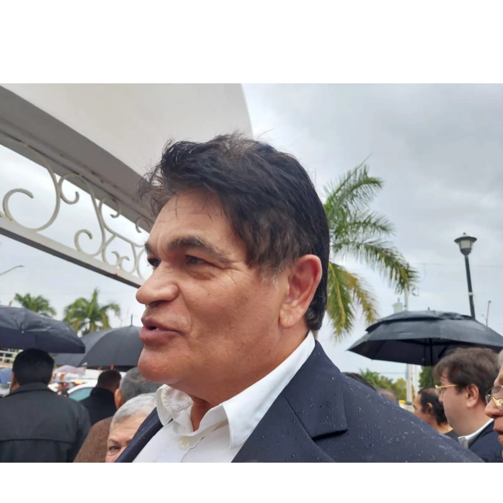 Malova, exgobernador de SInaloa habla del altercado de su convoy de seguridad Malova, exgobernador de SInaloa habla del altercado de su convoy de seguridad