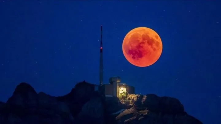 El próximo 5 de mayo la Luna se va a teñir de rojo, habrá eclipse El próximo 5 de mayo la Luna se va a teñir de rojo, habrá eclipse