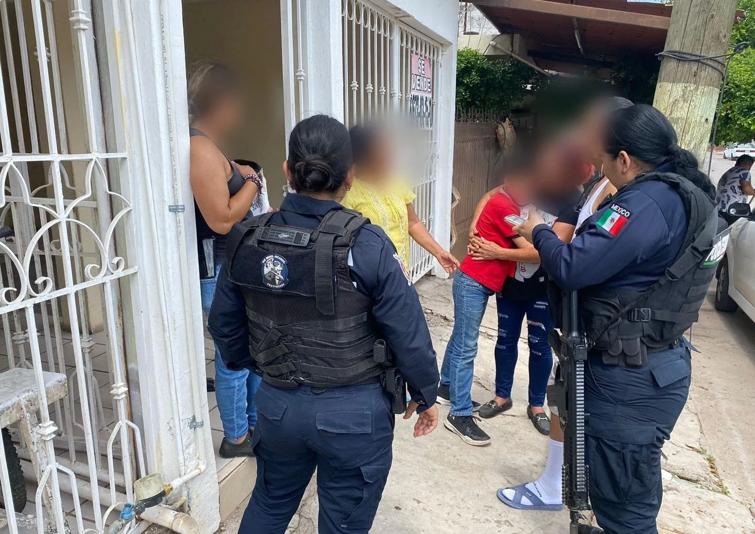 Tras una amplia búsqueda, Policías Estatales recuperan a niño extraviado en Culiacán Tras una amplia búsqueda, Policías Estatales recuperan a niño extraviado en Culiacán