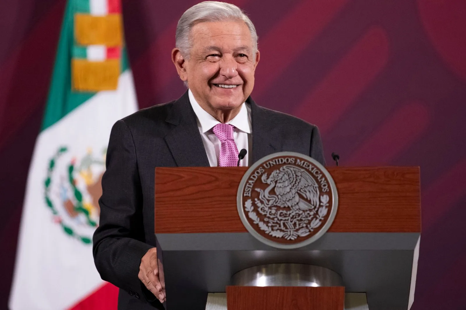 Presidente llama a trabajadores del Poder Judicial a no caer en manipulaciones sobre eliminación de fideicomisos Presidente llama a trabajadores del Poder Judicial a no caer en manipulaciones sobre eliminación de fideicomisos