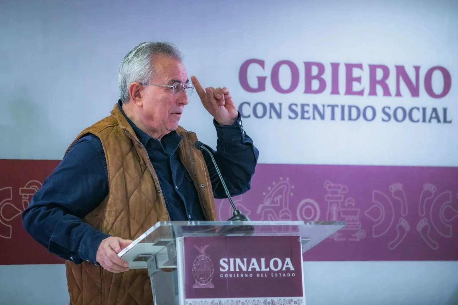 No somos banco para estarle prestando a la UAS: Rocha No somos banco para estarle prestando a la UAS: Rocha