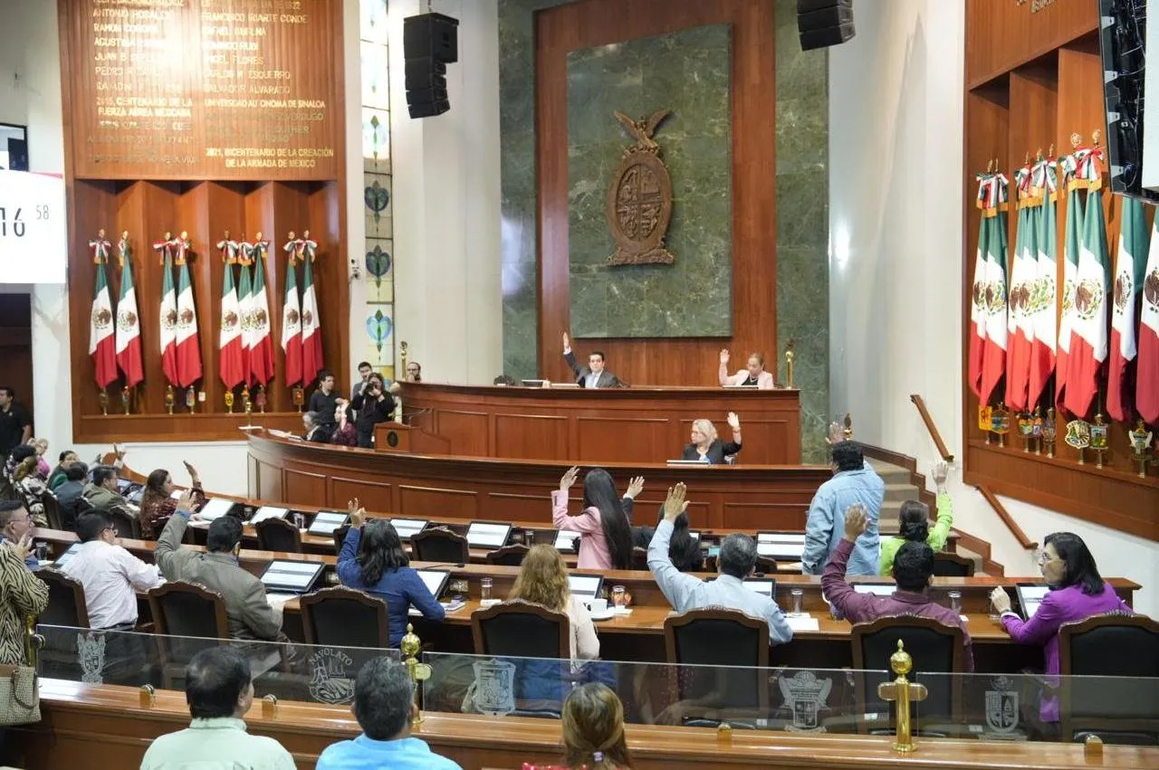 Diputado propone sancionar a quien obligue a otro a firmar documentos en blanco Diputado propone sancionar a quien obligue a otro a firmar documentos en blanco