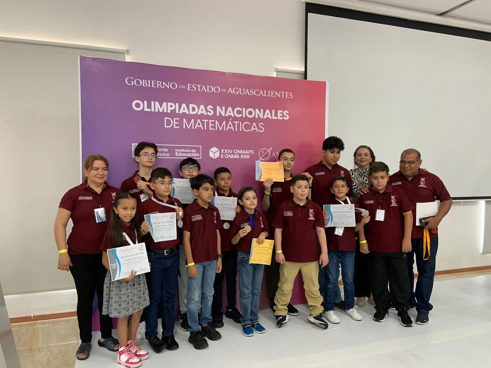 Gana Delegación Sinaloa 9 medallas en XXIV Olimpiada Nacional de Matemáticas Gana Delegación Sinaloa 9 medallas en XXIV Olimpiada Nacional de Matemáticas
