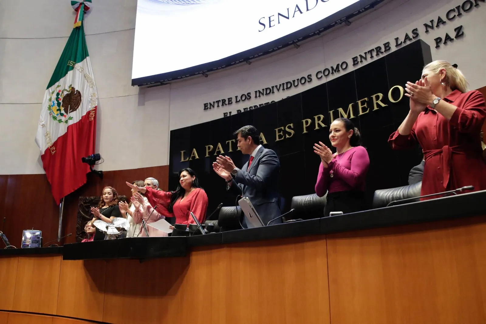 “En ustedes descansa el presente y futuro de nuestra democracia”, expresa el gobernador Rocha al instalar el Parlamento Juvenil “En ustedes descansa el presente y futuro de nuestra democracia”, expresa el gobernador Rocha al instalar el Parlamento Juvenil