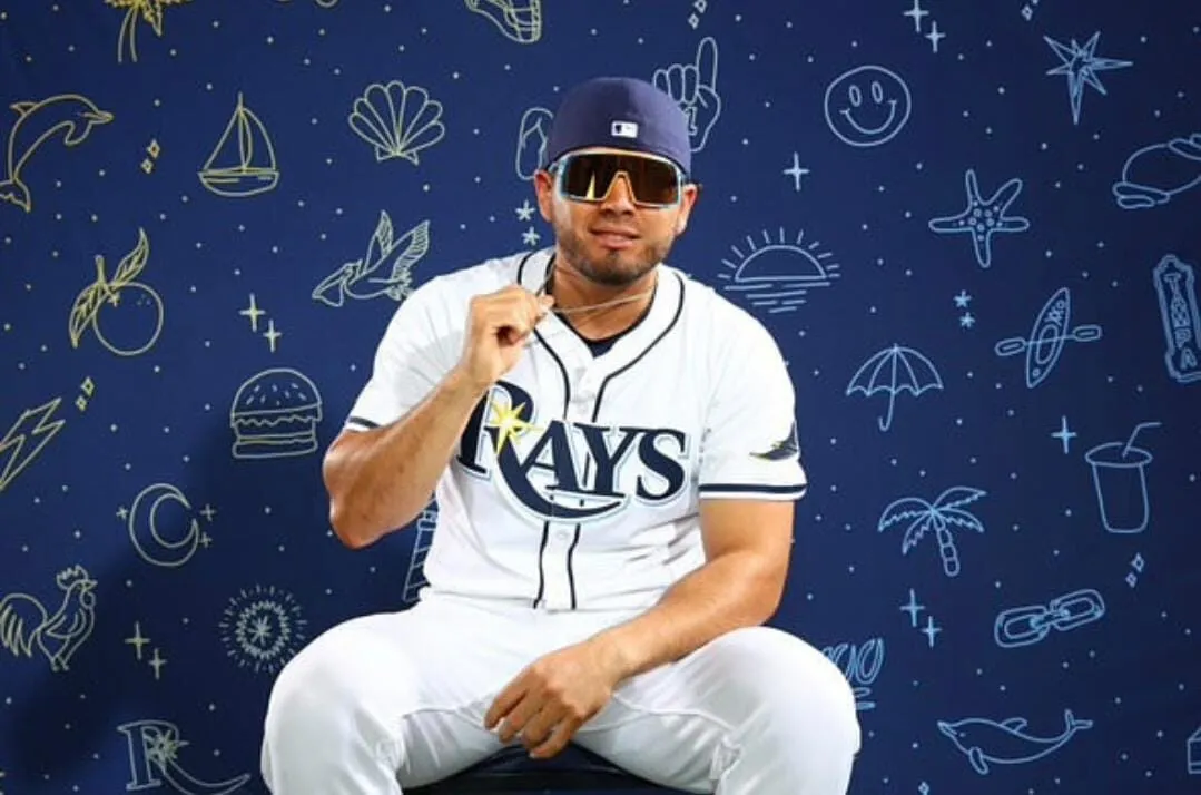 Mexicano Jonathan Aranda encabeza las estadísticas de bateo en la MLB Mexicano Jonathan Aranda encabeza las estadísticas de bateo en la MLB