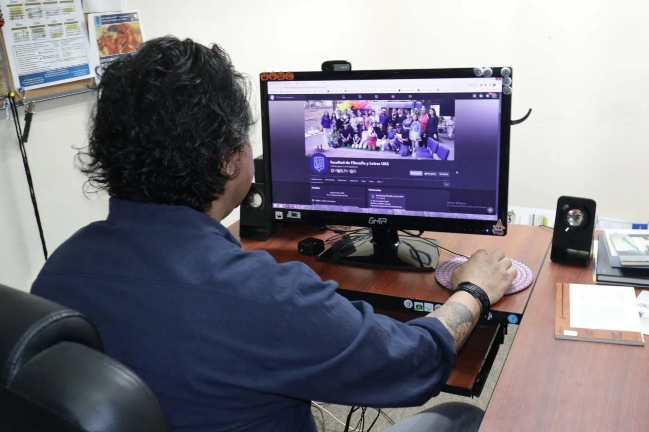 La UAS con espacios disponibles en las licenciaturas en Filosofía, Lengua y Literatura Hispánicas, y Periodismo La UAS con espacios disponibles en las licenciaturas en Filosofía, Lengua y Literatura Hispánicas, y Periodismo