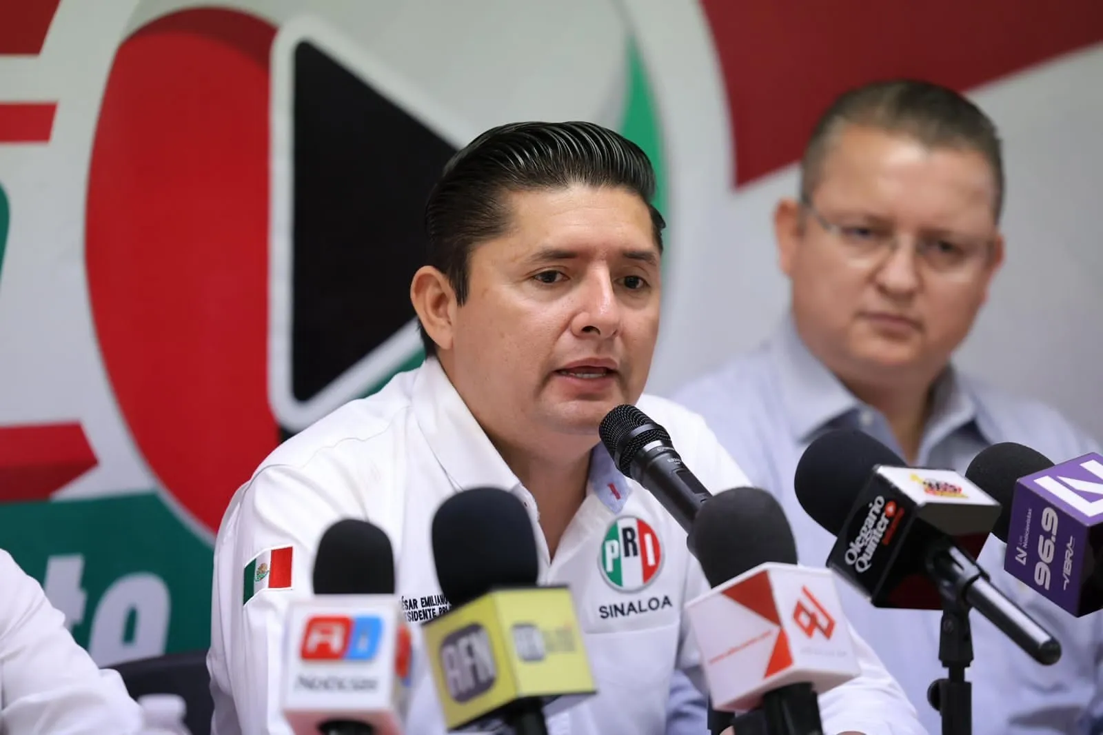“La disputa interna de Morena en Ahome por la alcaldía es un espectáculo vergonzoso”: PRI “La disputa interna de Morena en Ahome por la alcaldía es un espectáculo vergonzoso”: PRI