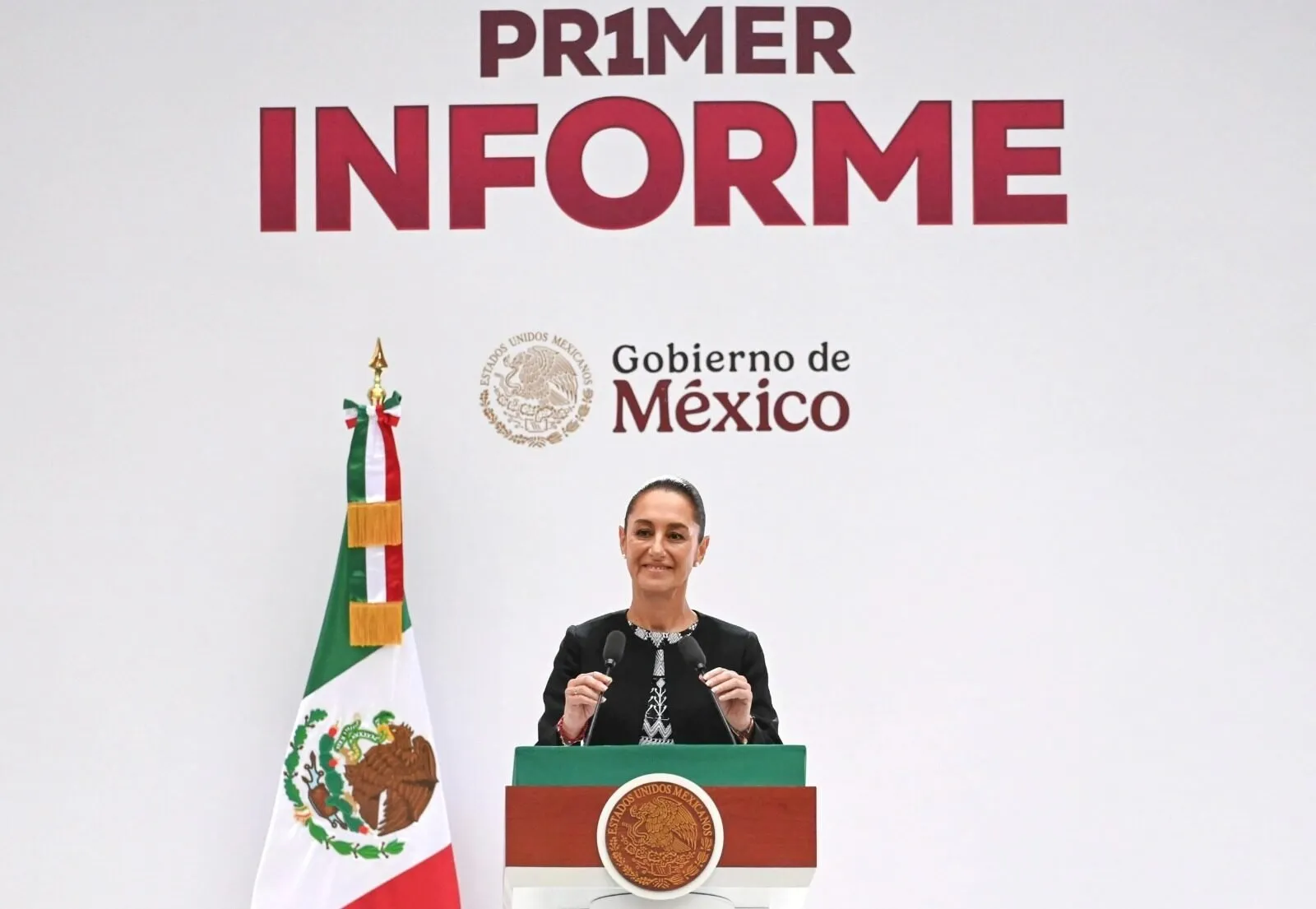 Gobernador Rocha Moya acude al Primer Informe de Gobierno de la presidenta Claudia Sheinbaum Gobernador Rocha Moya acude al Primer Informe de Gobierno de la presidenta Claudia Sheinbaum