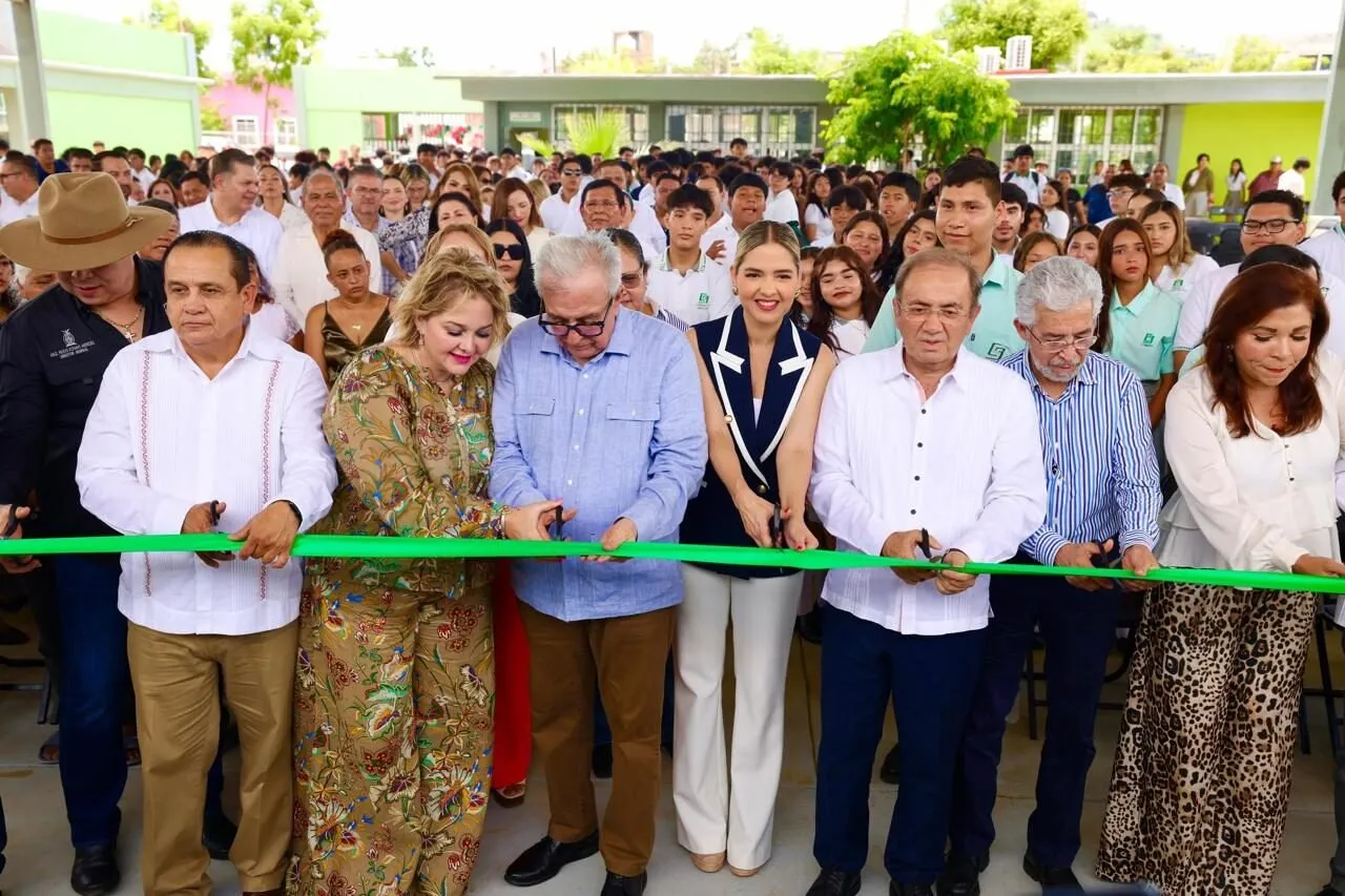 Entrega Gobernador Rocha Moya nuevo edificio al COBAES 37, “Genaro Estrada” en Mazatlán, con inversión de 18.6 MDP Entrega Gobernador Rocha Moya nuevo edificio al COBAES 37, “Genaro Estrada” en Mazatlán, con inversión de 18.6 MDP