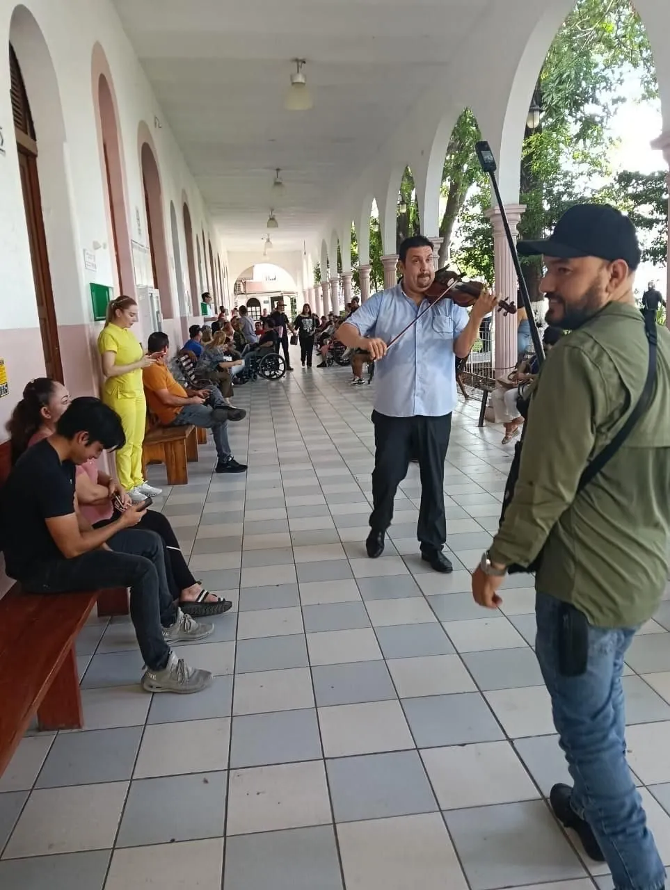 El CIDOCS ofrecerá un programa cultural los martes y jueves, para que los pacientes estén relajados mientras esperan su turno para la consulta El CIDOCS ofrecerá un programa cultural los martes y jueves, para que los pacientes estén relajados mientras esperan su turno para la consulta