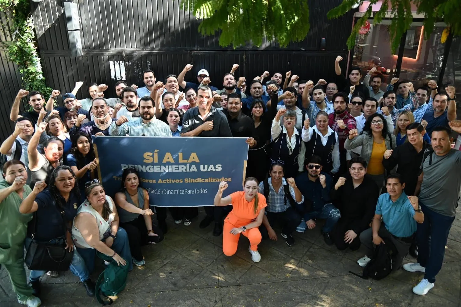 Trabajadores universitarios sindicalizados respaldan la Reingeniería Integral para dar sostenibilidad a la institución y certeza a su personal para una jubilación dinámica Trabajadores universitarios sindicalizados respaldan la Reingeniería Integral para dar sostenibilidad a la institución y certeza a su personal para una jubilación dinámica