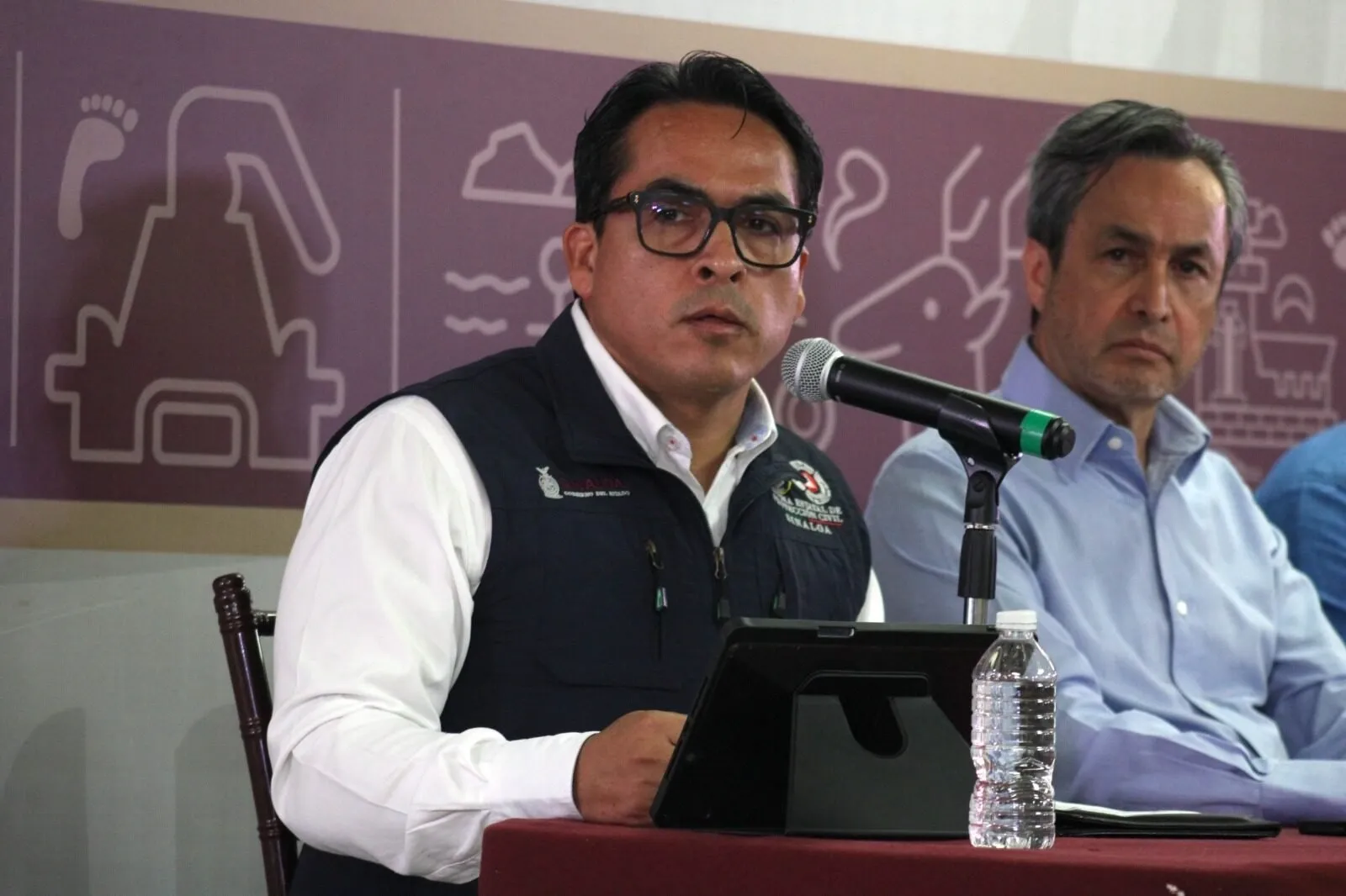 César Buelna Comun Sinaloa: Huracán “Narda” se debilita en el Pacífico; Monzón Mexicano mantendrá lluvias en Sinaloa: Protección Civil Estatal llama a la prevención César Buelna Comun Sinaloa: Huracán “Narda” se debilita en el Pacífico; Monzón Mexicano mantendrá lluvias en Sinaloa: Protección Civil Estatal llama a la prevención