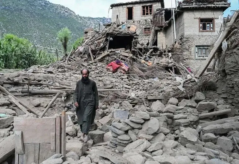 Terremoto en Afganistán provoca una gran cifra de muertos Terremoto en Afganistán provoca una gran cifra de muertos
