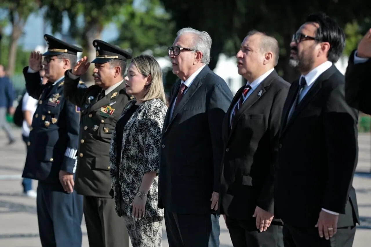 Gobernador Rocha encabeza ceremonia por aniversario de los caídos en la lucha por la democracia en Tlatelolco Gobernador Rocha encabeza ceremonia por aniversario de los caídos en la lucha por la democracia en Tlatelolco