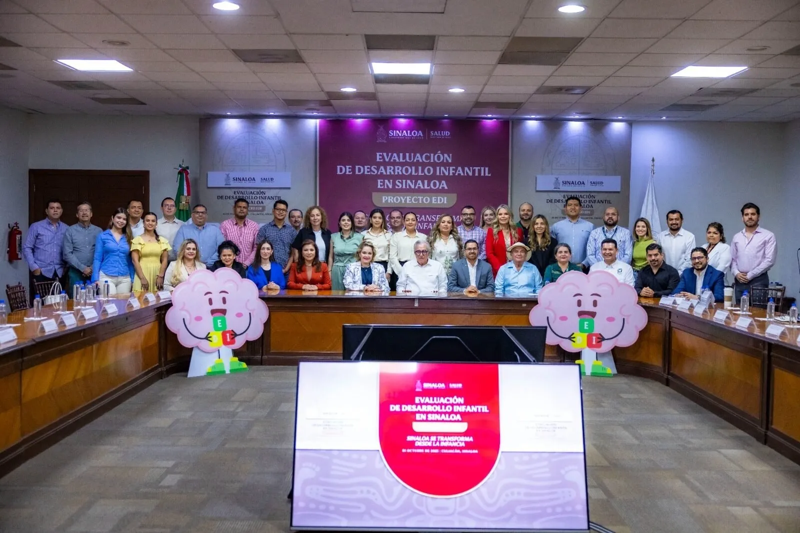 Sinaloa se coloca a la vanguardia nacional en el cuidado del desarrollo infantil: Gobernador Rocha Sinaloa se coloca a la vanguardia nacional en el cuidado del desarrollo infantil: Gobernador Rocha