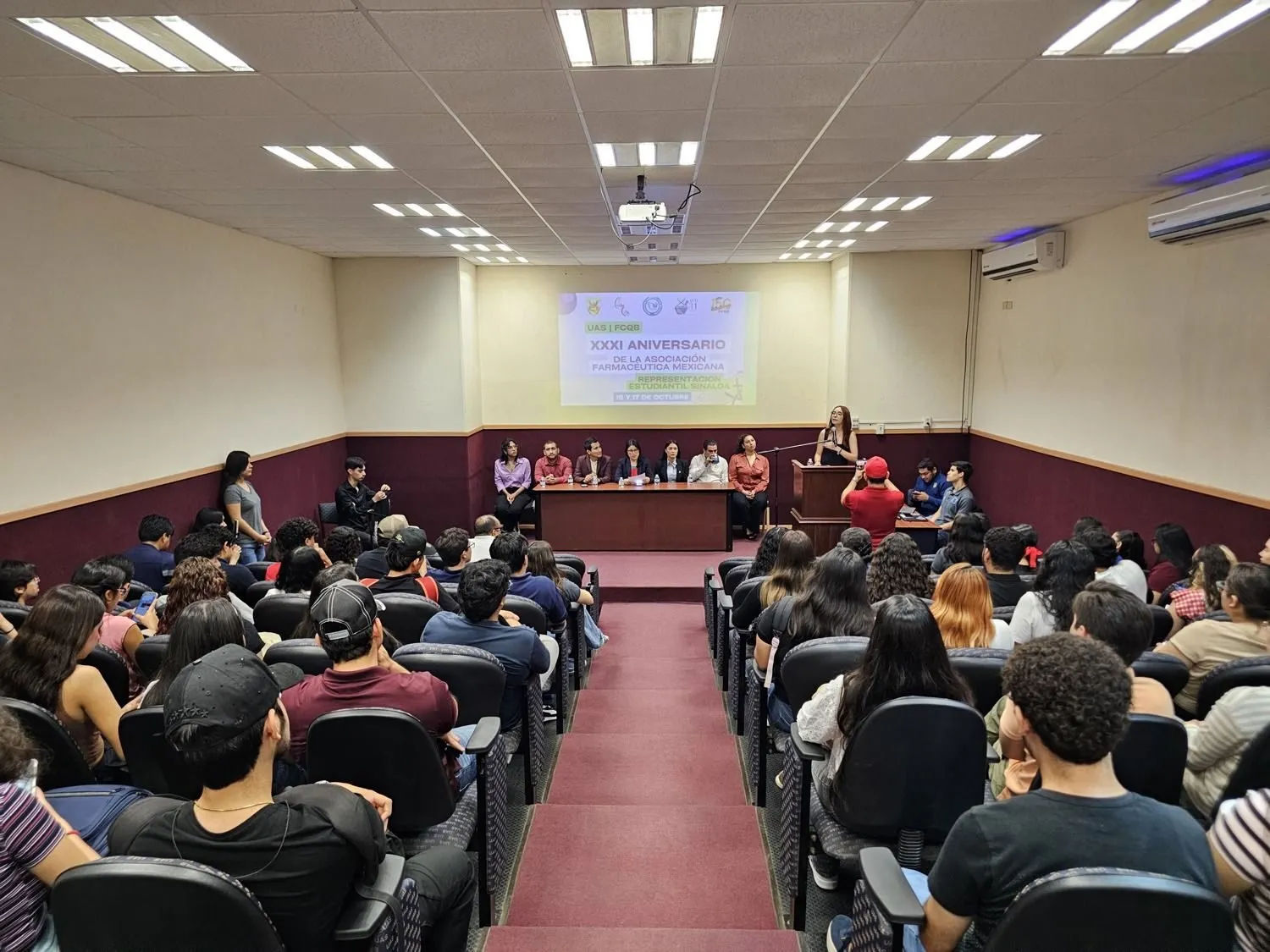 Con conferencias y talleres, la Facultad de Ciencias Químico Biológicas de la UAS celebró el 31 aniversario de la Representación Estudiantil Sección Sinaloa Con conferencias y talleres, la Facultad de Ciencias Químico Biológicas de la UAS celebró el 31 aniversario de la Representación Estudiantil Sección Sinaloa