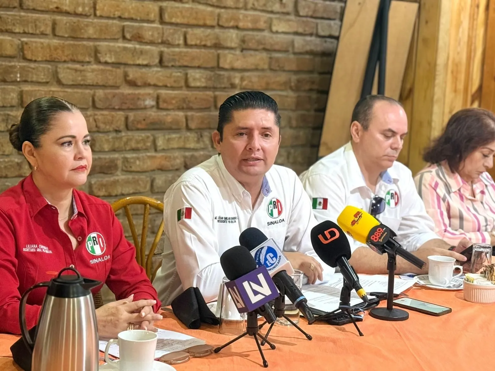 PRI Sinaloa exige al Gobierno Federal dejar de inventar impuestos y atender verdaderamente a las familias mexicanas PRI Sinaloa exige al Gobierno Federal dejar de inventar impuestos y atender verdaderamente a las familias mexicanas