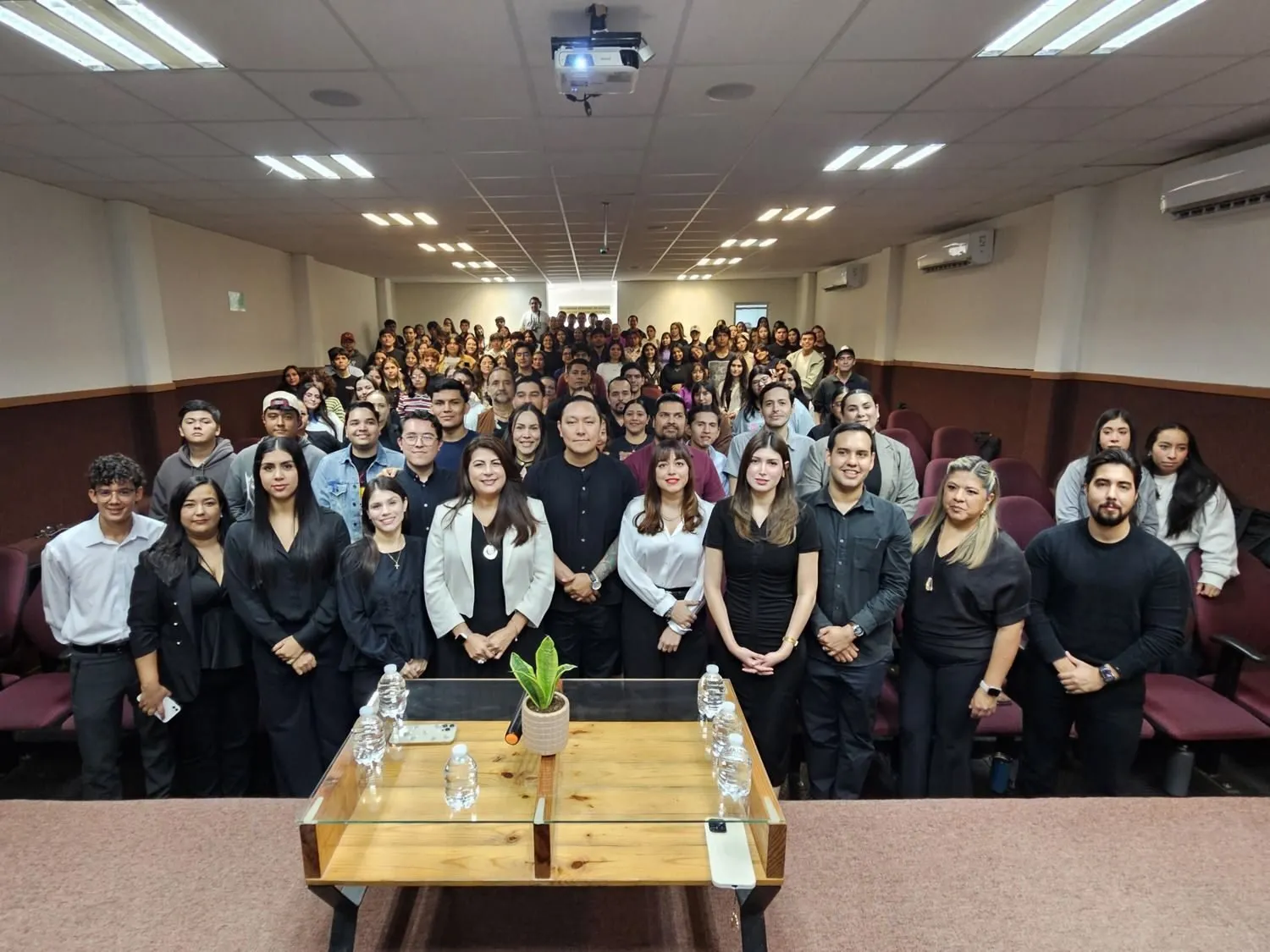 ¡Grande y consolidada! La Facultad de Arquitectura de la UAS celebra 46 años de trayectoria destacando su aporte académico en el desarrollo de la región ¡Grande y consolidada! La Facultad de Arquitectura de la UAS celebra 46 años de trayectoria destacando su aporte académico en el desarrollo de la región