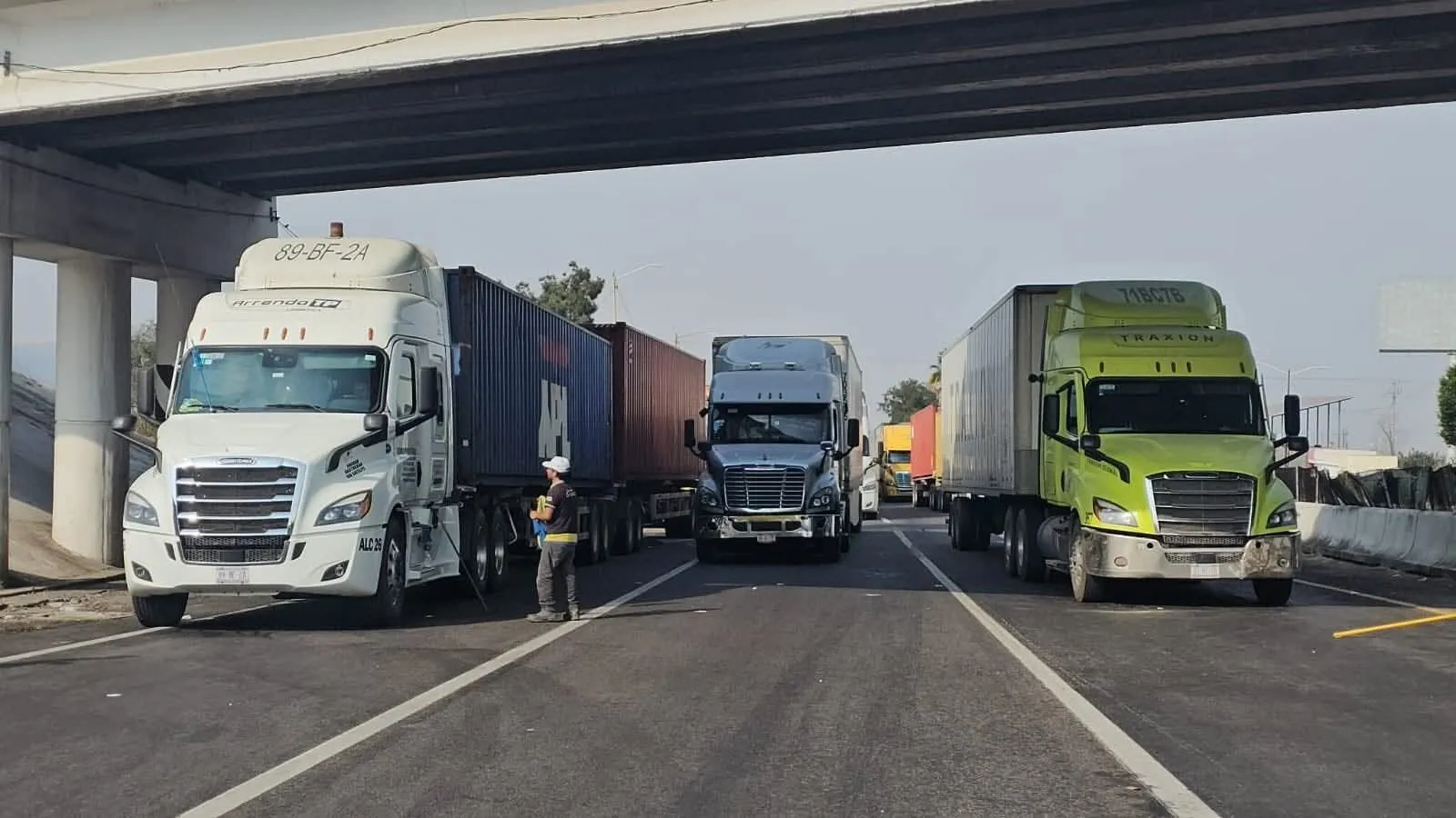 Gobierno federal, productores y transportistas acuerdan hoja de ruta en agricultura, agua y seguridad carretera Gobierno federal, productores y transportistas acuerdan hoja de ruta en agricultura, agua y seguridad carretera