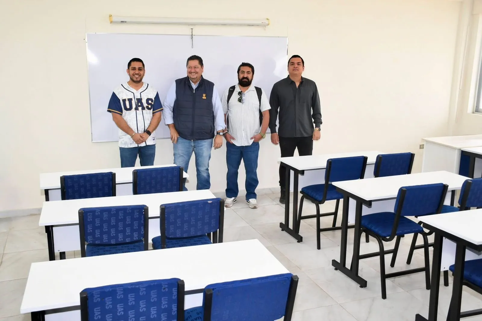 La UAS consolida la modernización histórica de la Facultad de Ciencias del Mar (FACIMAR) con una inversión superior a los 100 millones de pesos La UAS consolida la modernización histórica de la Facultad de Ciencias del Mar (FACIMAR) con una inversión superior a los 100 millones de pesos