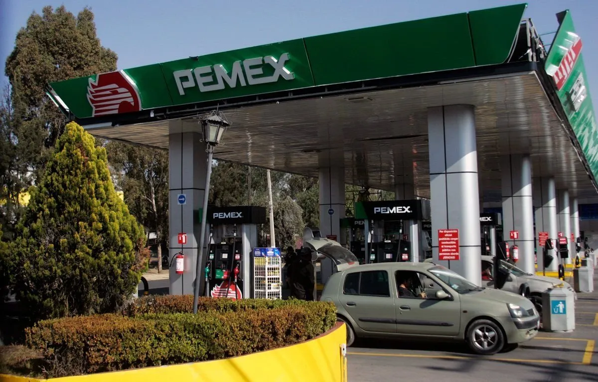 PEMEX NEUTRALIZA DÉFICIT FINANCIERO DE 350 MIL MDP PEMEX NEUTRALIZA DÉFICIT FINANCIERO DE 350 MIL MDP
