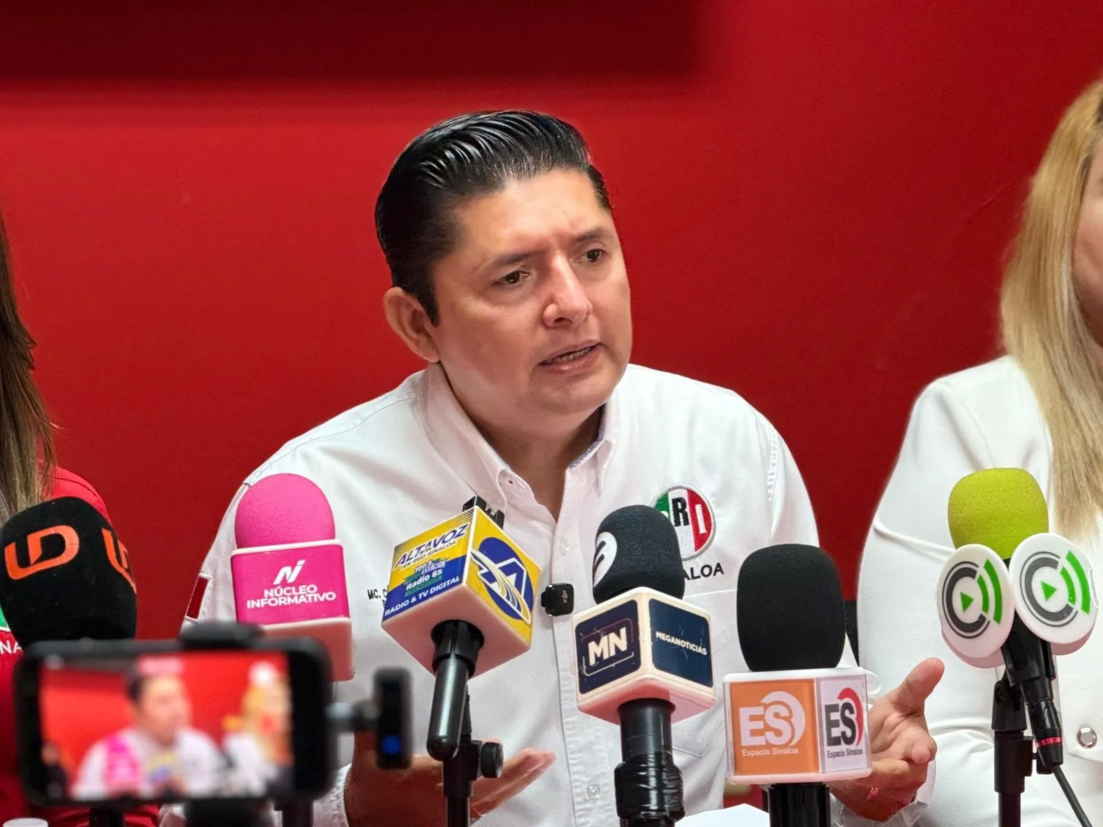 Regidor del PRI exhorta al Ayuntamiento de Ahome a solicitar al Gobierno del Estado gestionar ante la Federación adelanto del subsidio eléctrico Regidor del PRI exhorta al Ayuntamiento de Ahome a solicitar al Gobierno del Estado gestionar ante la Federación adelanto del subsidio eléctrico