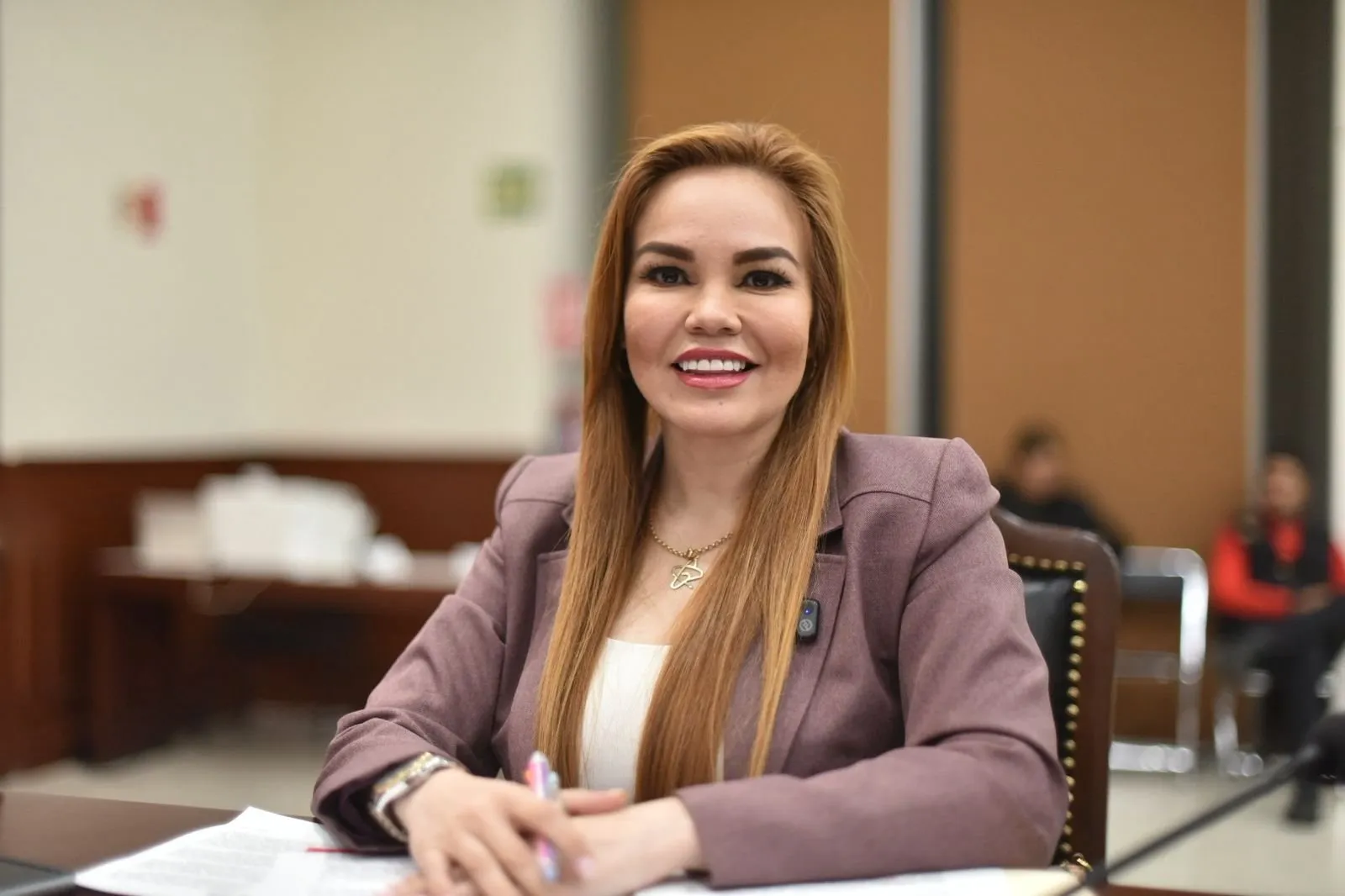 Paola Gárate exige respuesta a la crisis que viven 22 mil familias de pescadores Paola Gárate exige respuesta a la crisis que viven 22 mil familias de pescadores