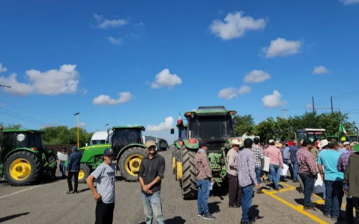 Productores y transportistas advierten toma de carreteras el próximo 6 de abril Productores y transportistas advierten toma de carreteras el próximo 6 de abril