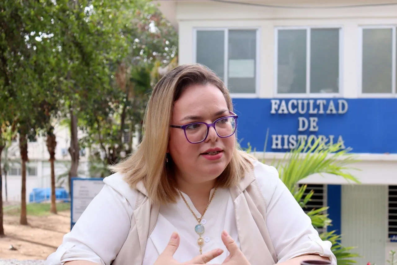 Investigadora de la UAS colabora en tesis galardonada con mención honorífica por el Instituto Nacional de Estudios Históricos de las Revoluciones de México Investigadora de la UAS colabora en tesis galardonada con mención honorífica por el Instituto Nacional de Estudios Históricos de las Revoluciones de México