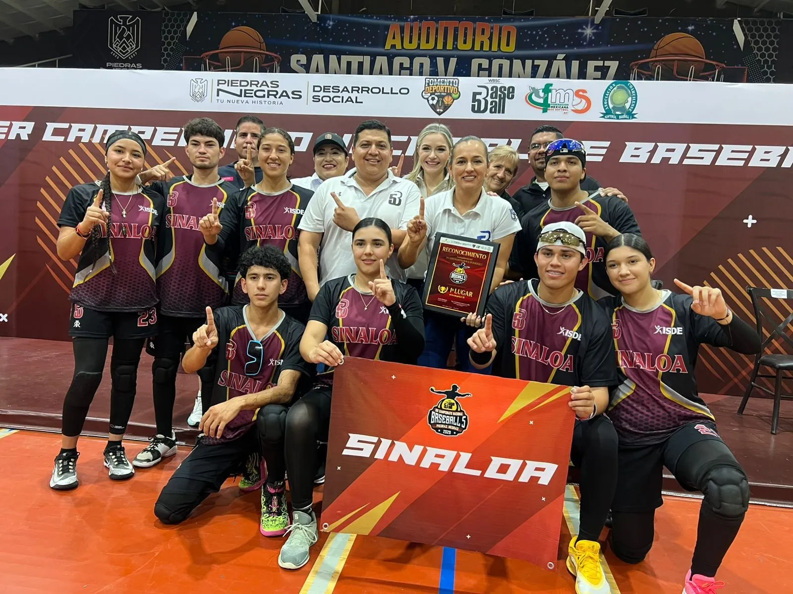 SINALOA SE CORONA CAMPEÓN NACIONAL EN BÉISBOL 5 SINALOA SE CORONA CAMPEÓN NACIONAL EN BÉISBOL 5