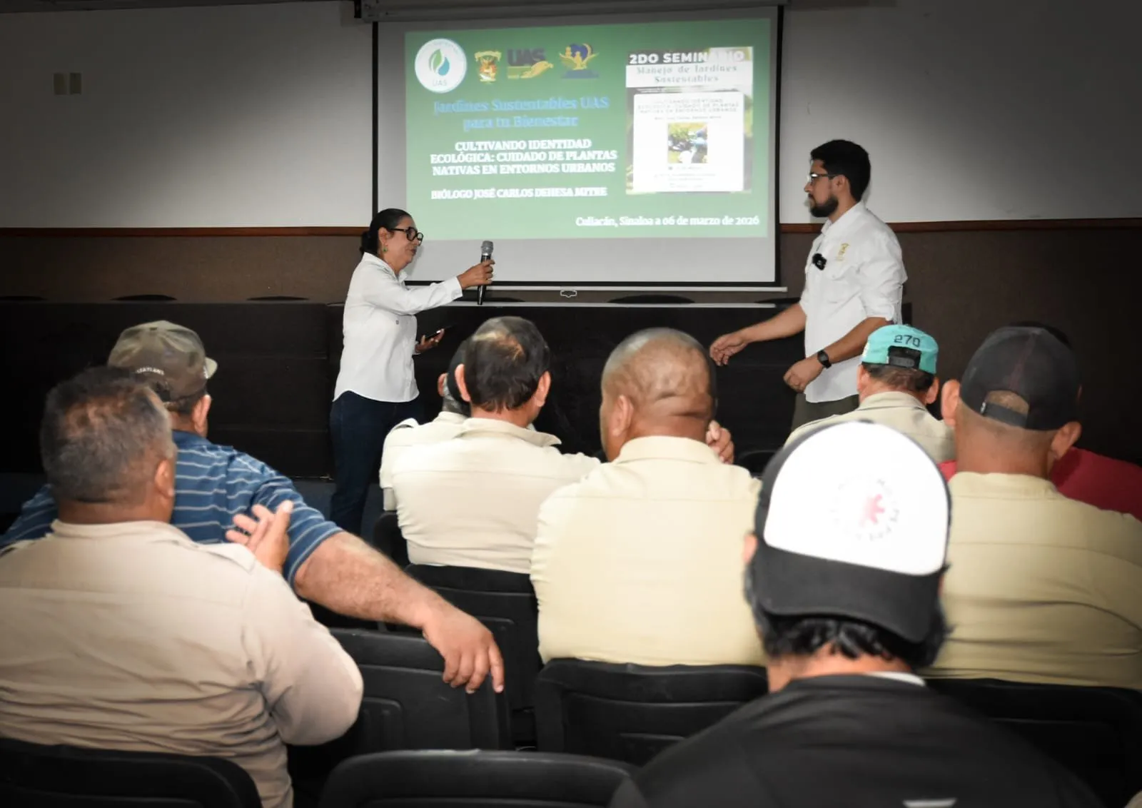 La UAS fortalece la sostenibilidad en sus campus con el 2.º Seminario de Manejo de Jardines Sustentables, promovido por Bienestar Universitario La UAS fortalece la sostenibilidad en sus campus con el 2.º Seminario de Manejo de Jardines Sustentables, promovido por Bienestar Universitario