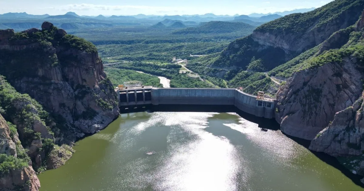 Sinaloa al borde del día cero: Presas caen a 7% y pierden mil mdm³ en 2026 Sinaloa al borde del día cero: Presas caen a 7% y pierden mil mdm³ en 2026