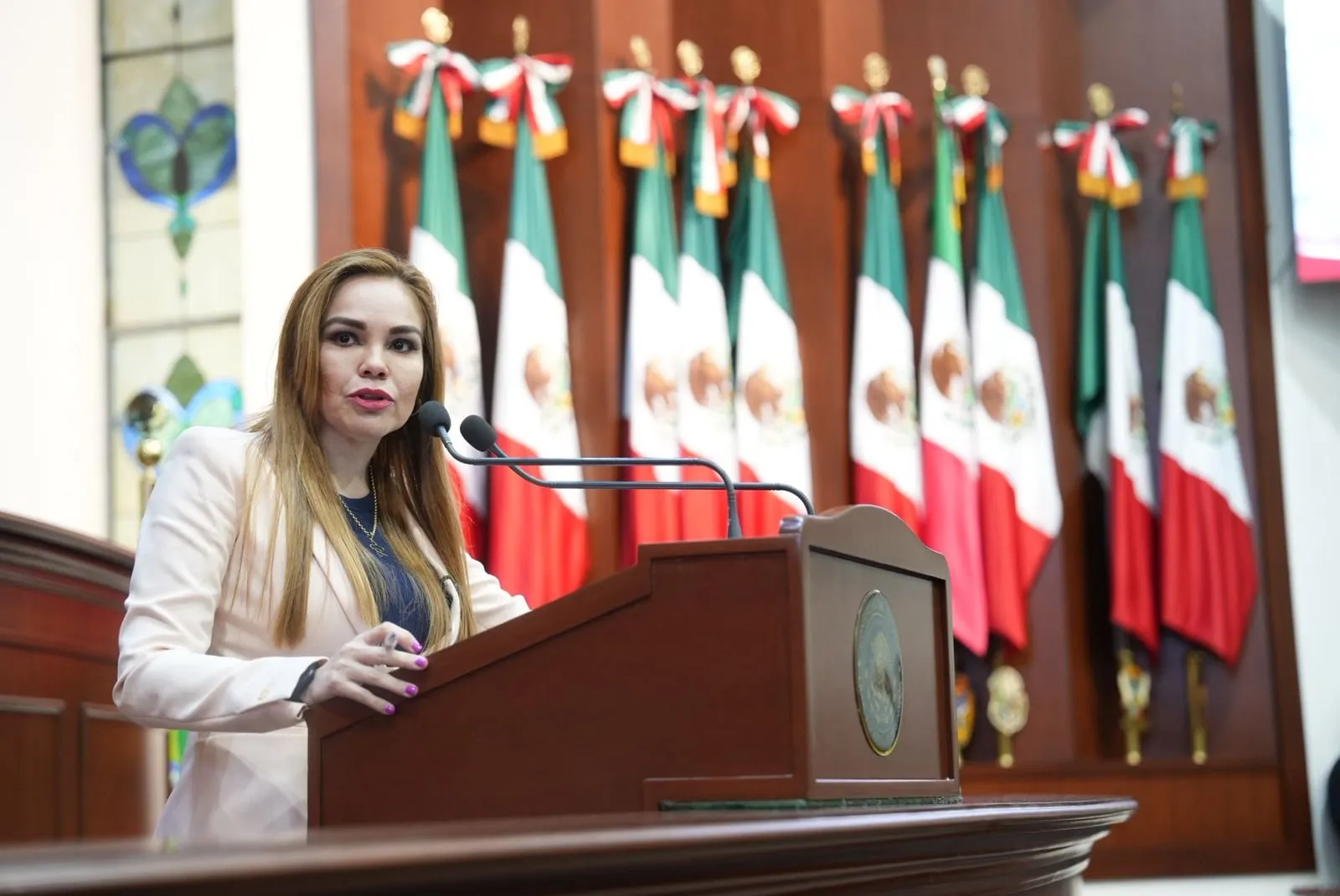 “La licencia no absuelve a nadie, no borra los años de violencia ni las sospechas de la narcoelección de 2021”: Paola Gárate “La licencia no absuelve a nadie, no borra los años de violencia ni las sospechas de la narcoelección de 2021”: Paola Gárate