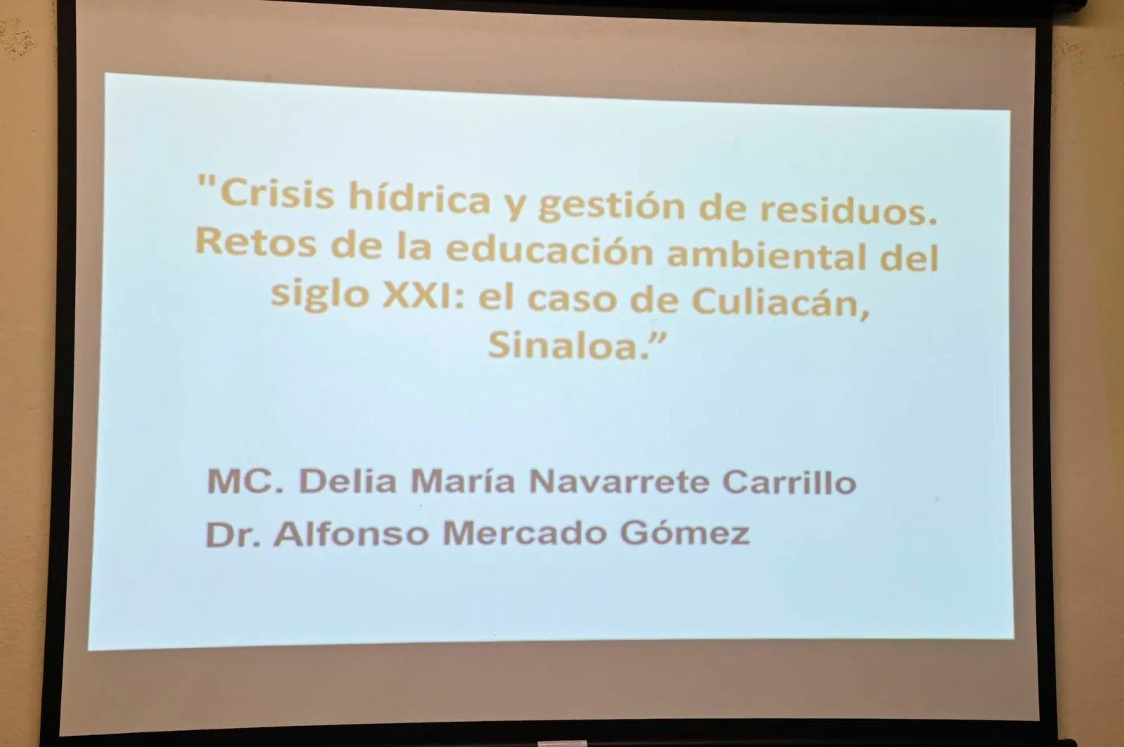 Urgen a fortalecer la educación ambiental práctica frente a la crisis hídrica local; analizan el impacto del consumo de agua y desechos en el municipio Urgen a fortalecer la educación ambiental práctica frente a la crisis hídrica local; analizan el impacto del consumo de agua y desechos en el municipio