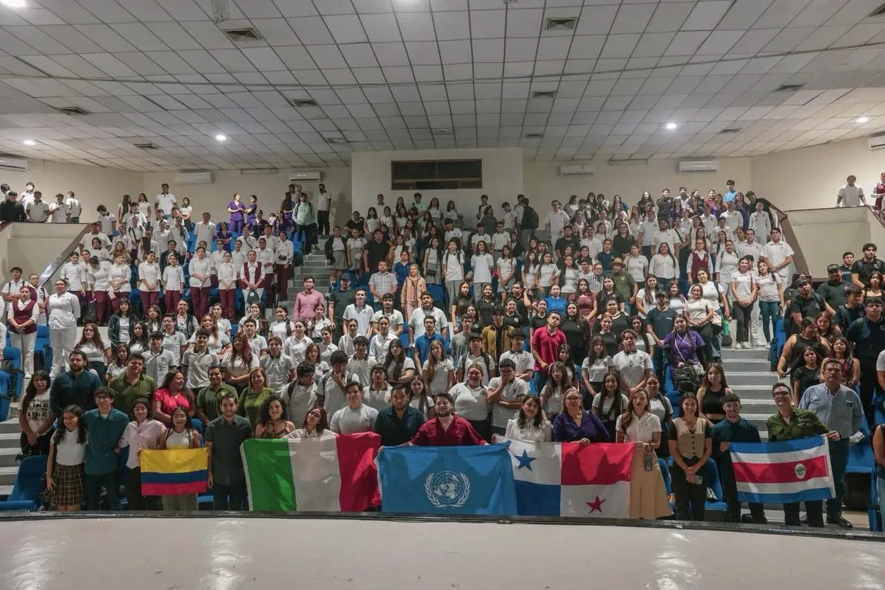 Más de 500 jóvenes de Salvador Alvarado fortalecen su liderazgo como agentes de cambio por un futuro más sostenible Más de 500 jóvenes de Salvador Alvarado fortalecen su liderazgo como agentes de cambio por un futuro más sostenible
