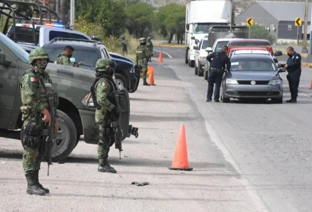 Operativos de “revisión”: selectivos, clasistas y ciegos ante los verdaderos delincuentes Operativos de “revisión”: selectivos, clasistas y ciegos ante los verdaderos delincuentes