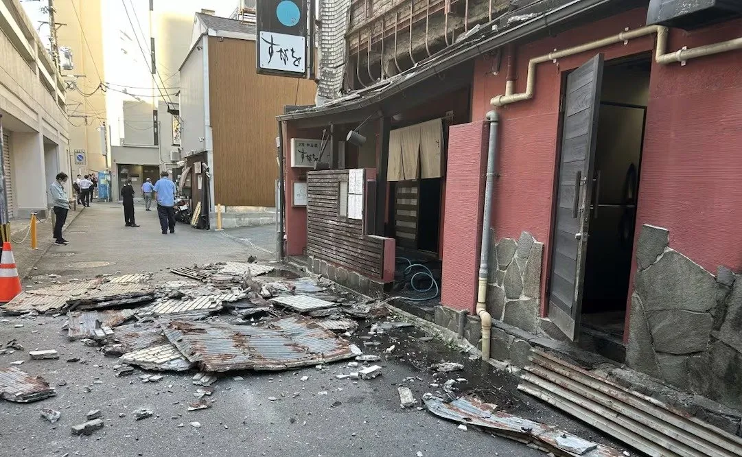 Violento sismo de magnitud 7.1 sacude el sur de Japón: Reportan daños estructurales, decenas de heridos e incidentes en Kumamoto Violento sismo de magnitud 7.1 sacude el sur de Japón: Reportan daños estructurales, decenas de heridos e incidentes en Kumamoto