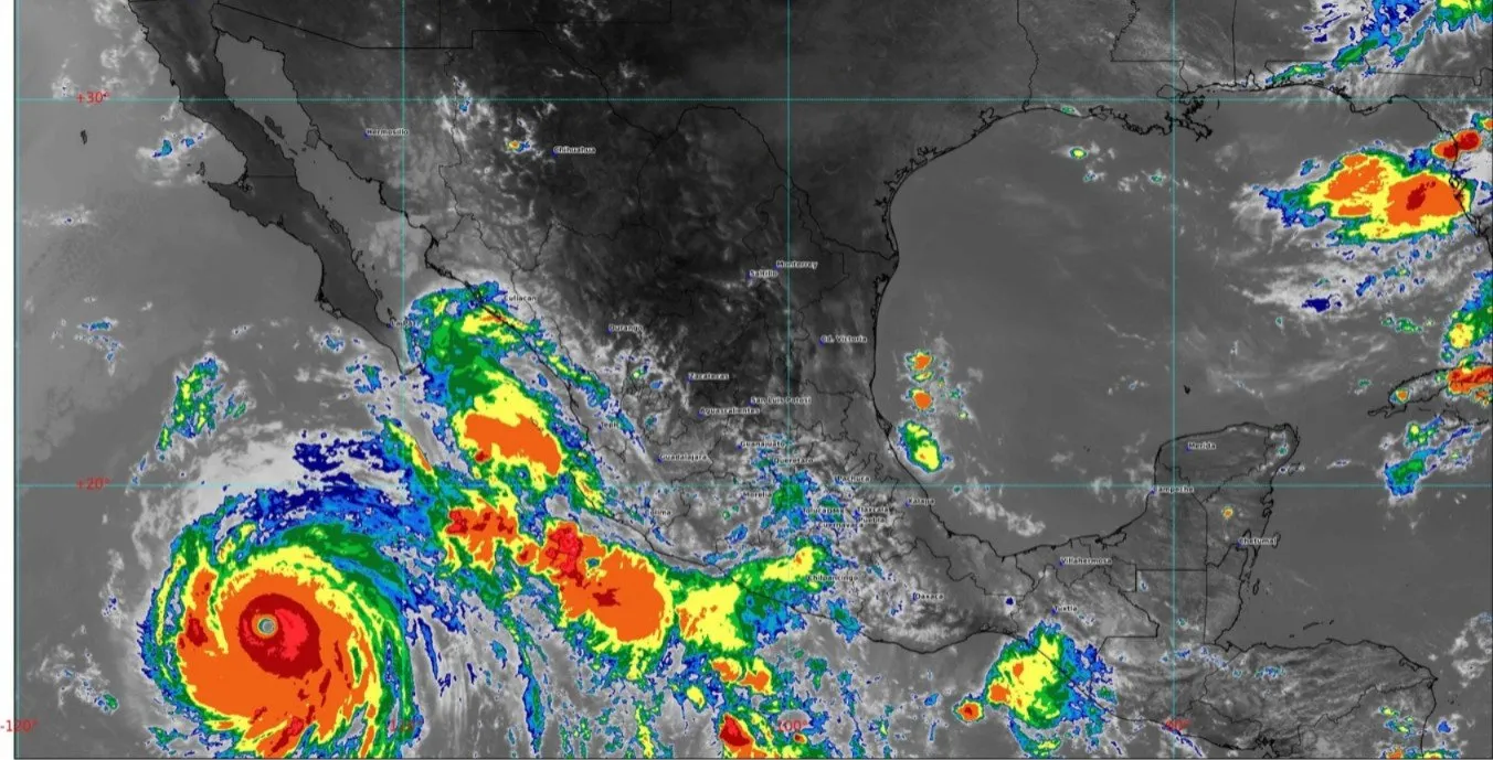 “Genevieve” se intensifica a categoría 5 en el Pacífico: Estos son los estados que sufrirán lluvias intensas “Genevieve” se intensifica a categoría 5 en el Pacífico: Estos son los estados que sufrirán lluvias intensas