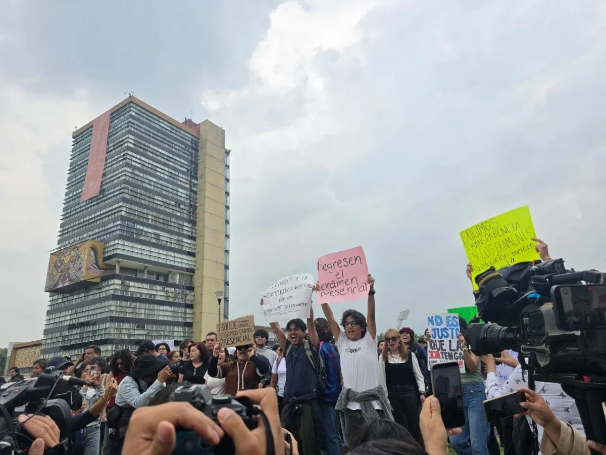 Polémica en la UNAM: Acusaciones de fraude masivo y fallas tecnológicas ponen bajo la mira el examen de admisión 2026 Polémica en la UNAM: Acusaciones de fraude masivo y fallas tecnológicas ponen bajo la mira el examen de admisión 2026