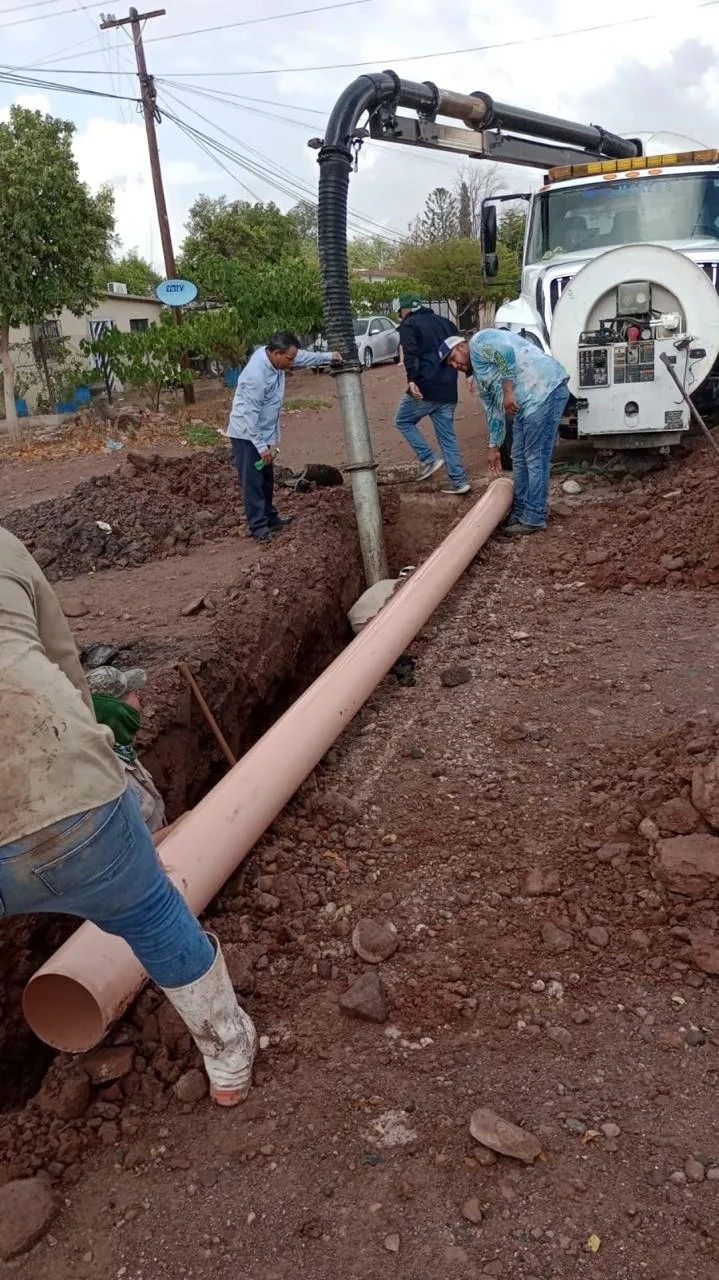“JAPAMA atiende y rehabilita socavones en Los Mochis y zona rural de Ahome”: Emmanuel Higuera “JAPAMA atiende y rehabilita socavones en Los Mochis y zona rural de Ahome”: Emmanuel Higuera