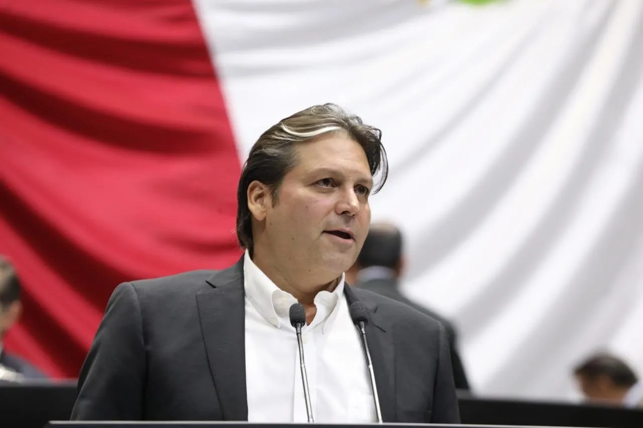 Mario Zamora propone cárcel e inhabilitación de hasta 20 años para “aviadores” y funcionarios que los encubran Mario Zamora propone cárcel e inhabilitación de hasta 20 años para “aviadores” y funcionarios que los encubran