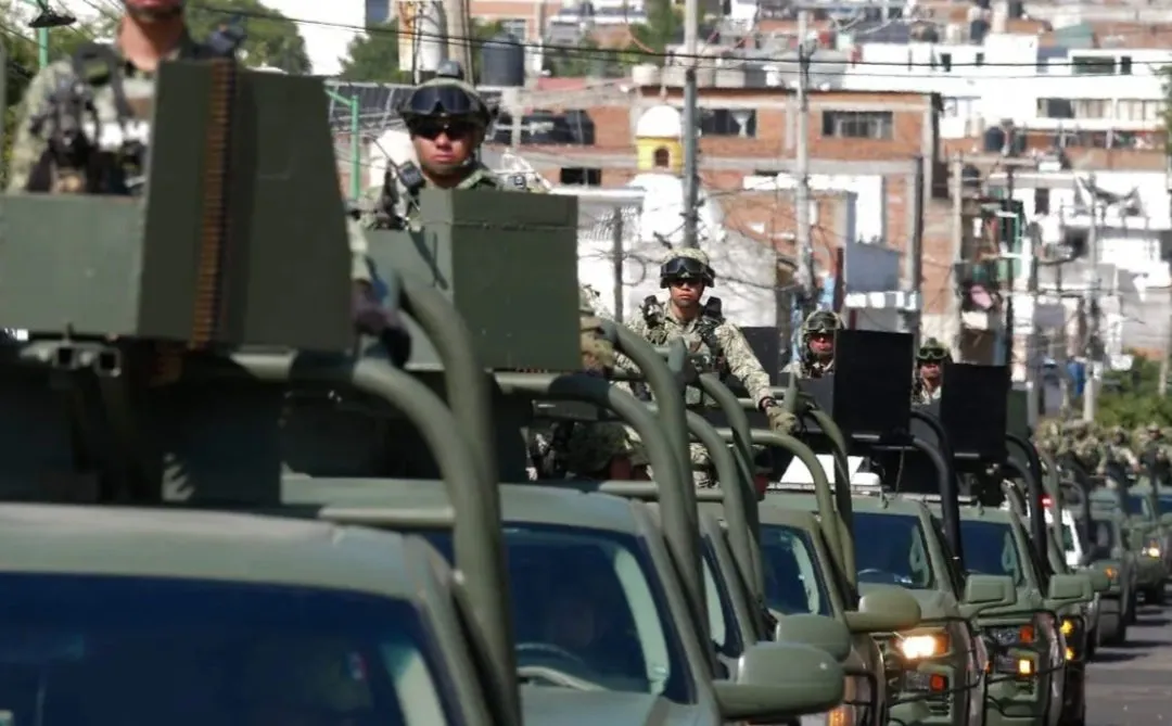 Golpe al Pacífico en Durango: Caen 48, aseguran ‘monstruo’ y 12 mdp en efectivo Golpe al Pacífico en Durango: Caen 48, aseguran ‘monstruo’ y 12 mdp en efectivo