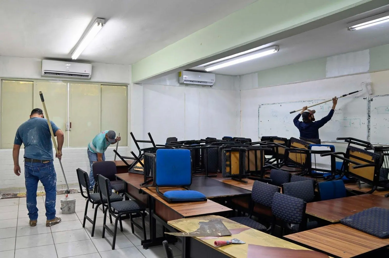 Garantiza la UAS instalaciones y condiciones óptimas para el inicio de clases en la Unidad Regional Centro; supervisan infraestructura y preparación académica Garantiza la UAS instalaciones y condiciones óptimas para el inicio de clases en la Unidad Regional Centro; supervisan infraestructura y preparación académica