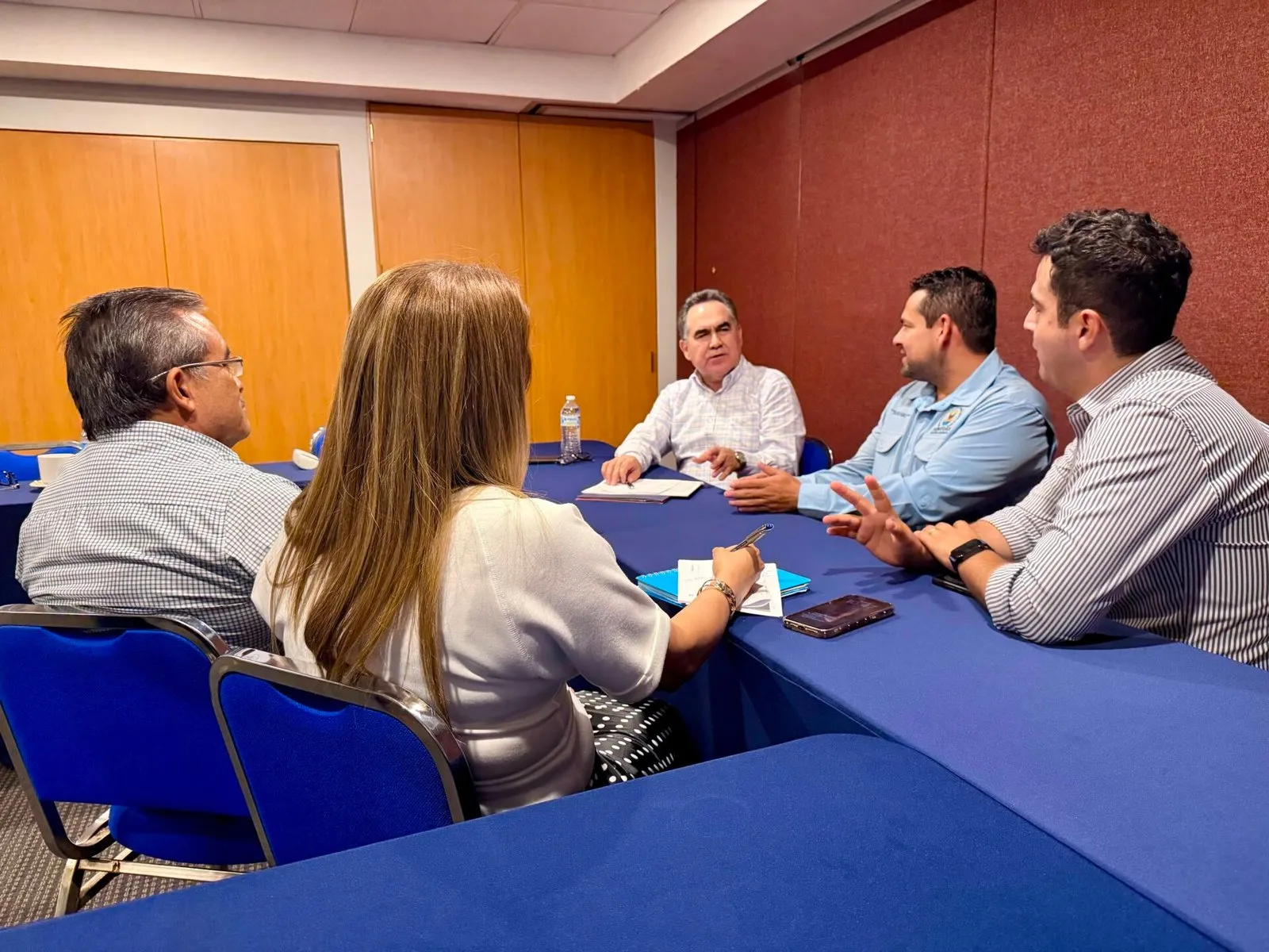 Realizan encuentro el Rector Jesús Madueña y líderes del SUNTUAS; analizan el avance de las gestiones para cumplir con los derechos laborales Realizan encuentro el Rector Jesús Madueña y líderes del SUNTUAS; analizan el avance de las gestiones para cumplir con los derechos laborales
