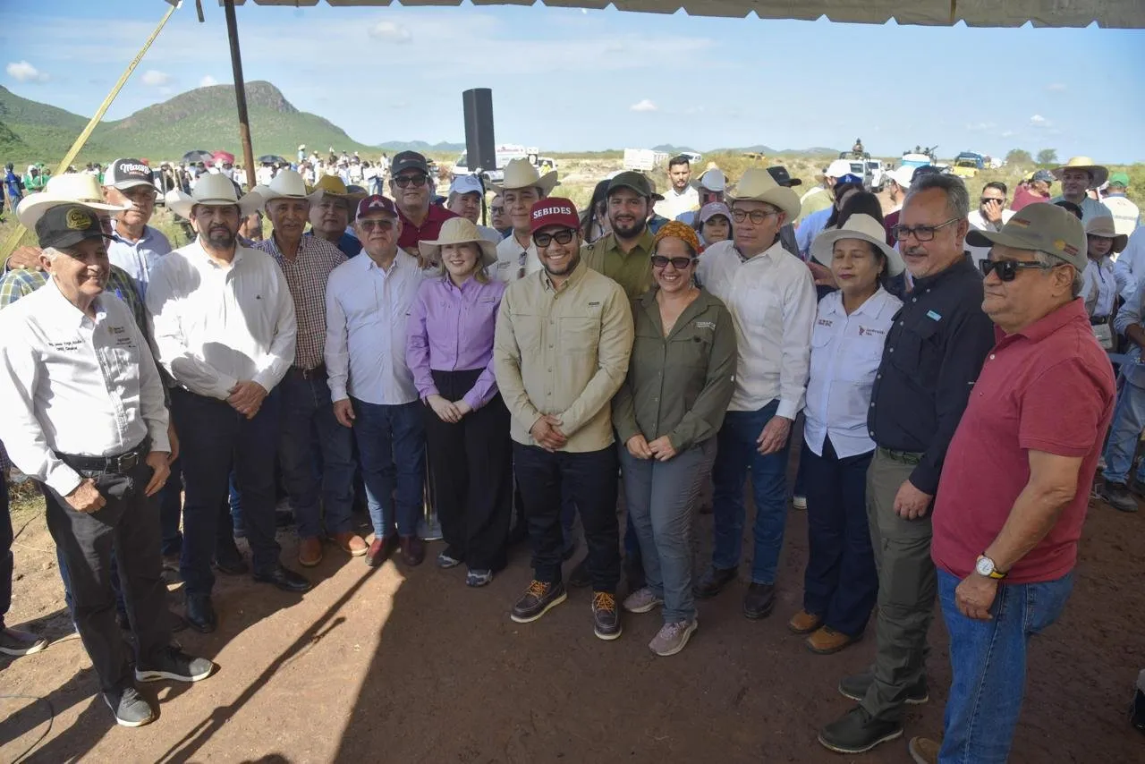 Ahome es sede del inicio simultáneo de ‘Sembrando Vida’, puesto en marcha por la Presidenta Claudia Sheinbaum en Puebla Ahome es sede del inicio simultáneo de ‘Sembrando Vida’, puesto en marcha por la Presidenta Claudia Sheinbaum en Puebla