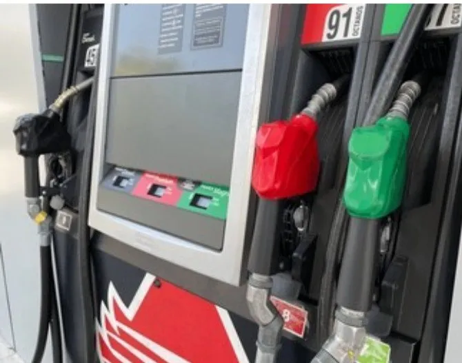 Se estabiliza la gasolina en Sinaloa este 1 de agosto: hay alivio para el bolsillo Se estabiliza la gasolina en Sinaloa este 1 de agosto: hay alivio para el bolsillo