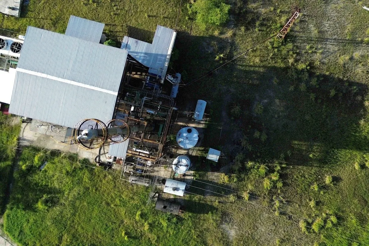 Golpe al huachicol: Desmantelan cuatro refinerías ilegales en operativos conjuntos en San Luis Potosí, Hidalgo y Morelos Golpe al huachicol: Desmantelan cuatro refinerías ilegales en operativos conjuntos en San Luis Potosí, Hidalgo y Morelos