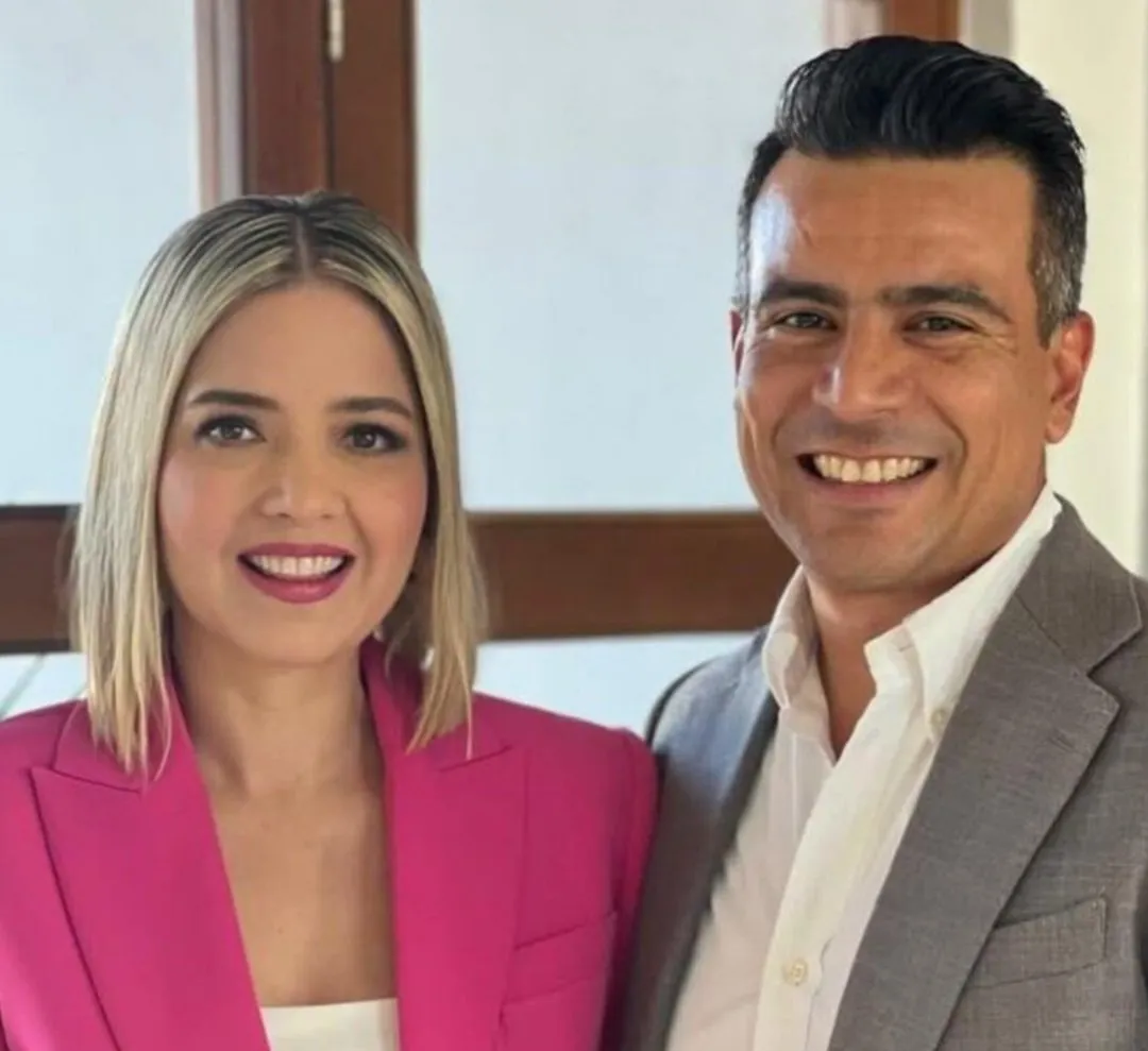 UIF bloquea cuentas al esposo de la alcaldesa de Mazatlán y a su red de bares y torres UIF bloquea cuentas al esposo de la alcaldesa de Mazatlán y a su red de bares y torres